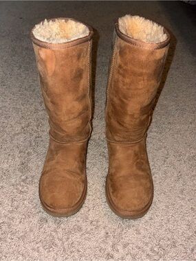 UGG BUNDLE Tall and ankle Shearling-Lined Suede Boots - Chestnut Brown and pink